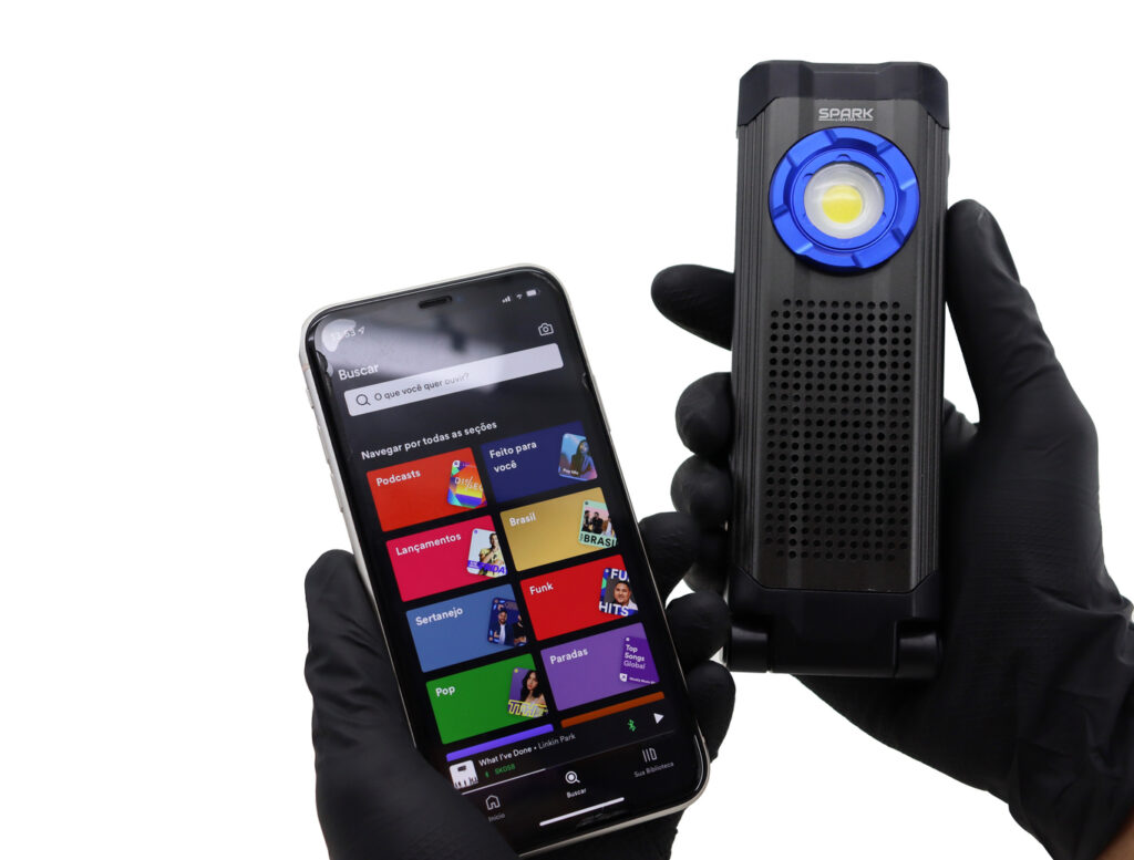 Lanterna COB LED Com Som Bluetooth Recarregável