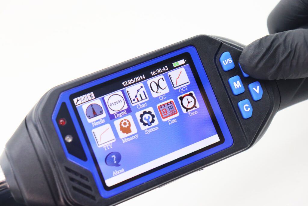 Torquimetro digital 1/4” 6 a 30Nm torque residual e gráficos com comunicação