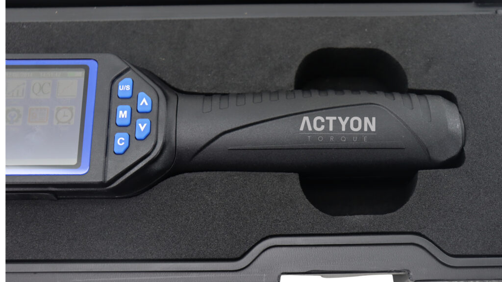 Torquimetro digital 1/4” 6 a 30Nm torque residual e gráficos com comunicação