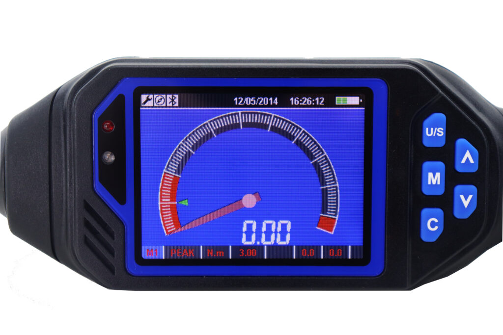 Torquimetro digital 3/8” 13.5 a 135Nm torque residual e gráficos com comunicação